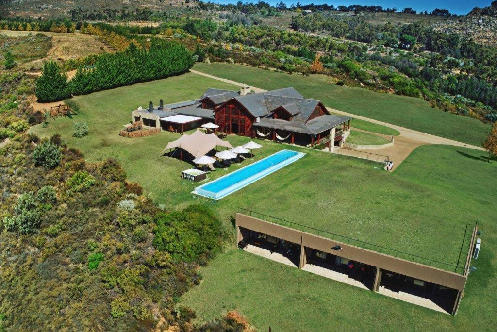 Highlands Eco Estate Hotel Piketberg ภายนอก รูปภาพ