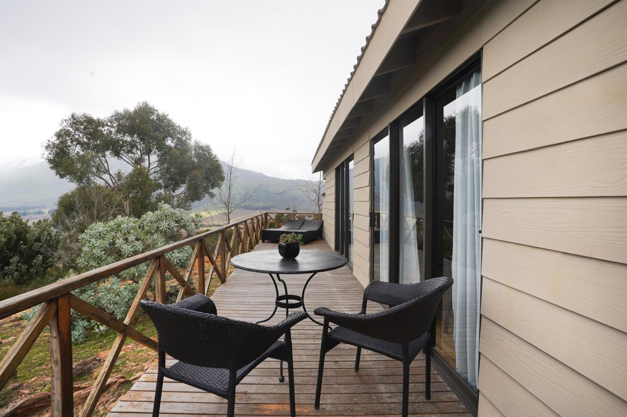 Highlands Eco Estate Hotel Piketberg ภายนอก รูปภาพ