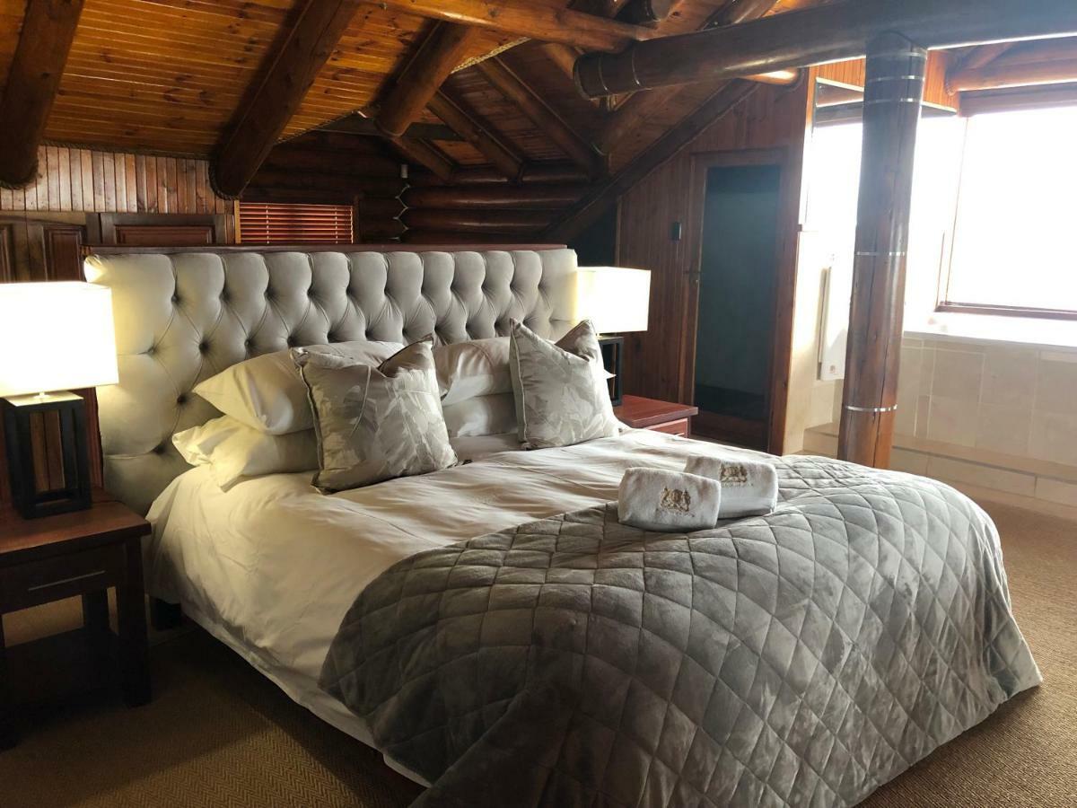 Highlands Eco Estate Hotel Piketberg ภายนอก รูปภาพ